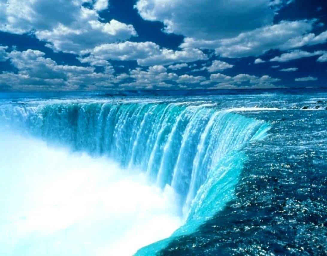 Witness the vibrant and powerful beauty of Niagara Falls — 1092x855 wallpaper