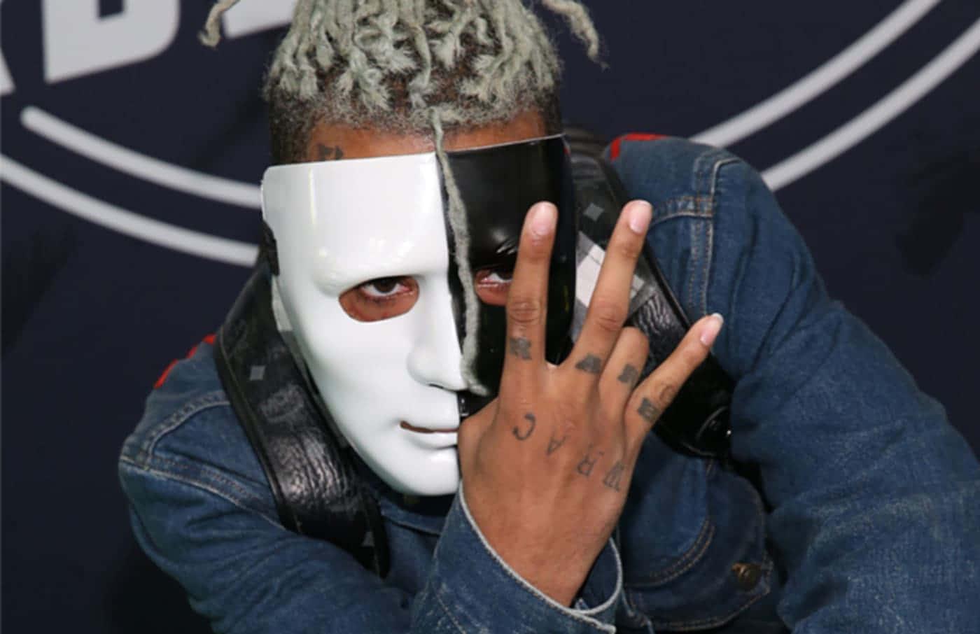 Xxxtentacion PFP White And Black Mask — 1400x906 wallpaper